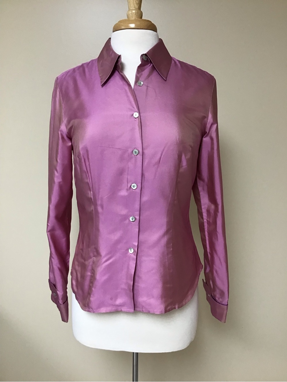Ann Taylor 100% Silk Legacy Button Down Blouse Size 6